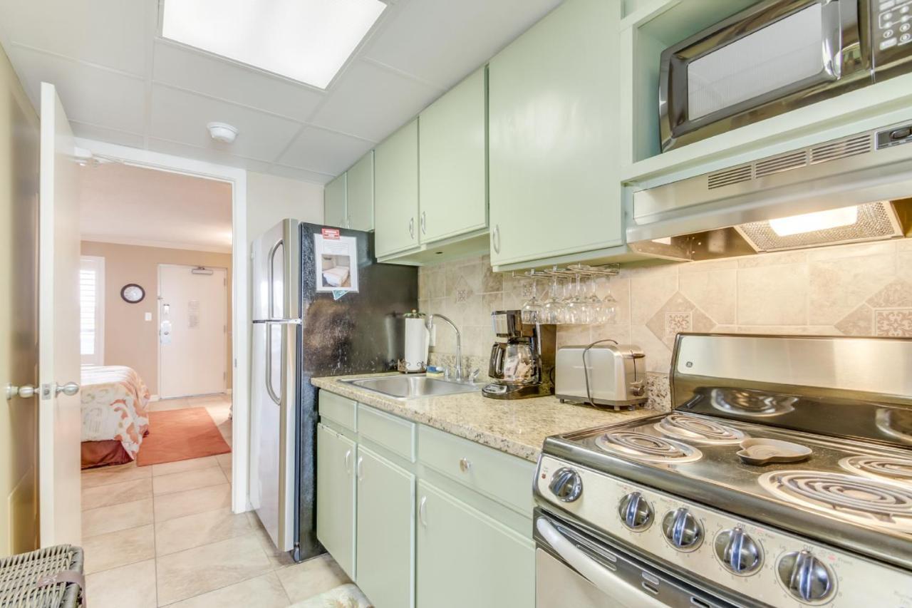 Oceanfront Condo W Balcony Minutes Walk To The Beach Myrtle Beach Exterior photo